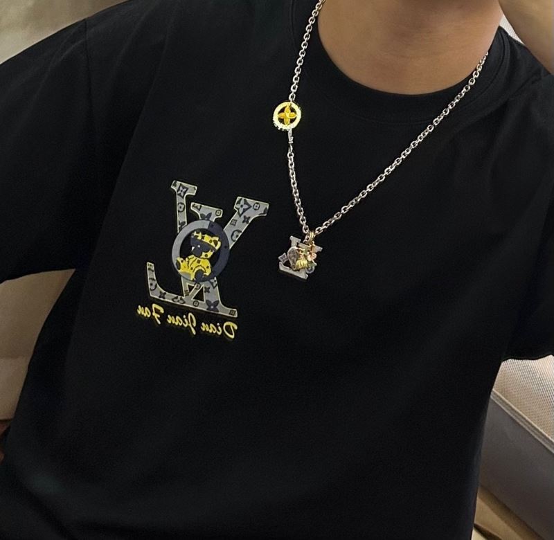 Louis Vuitton Necklaces